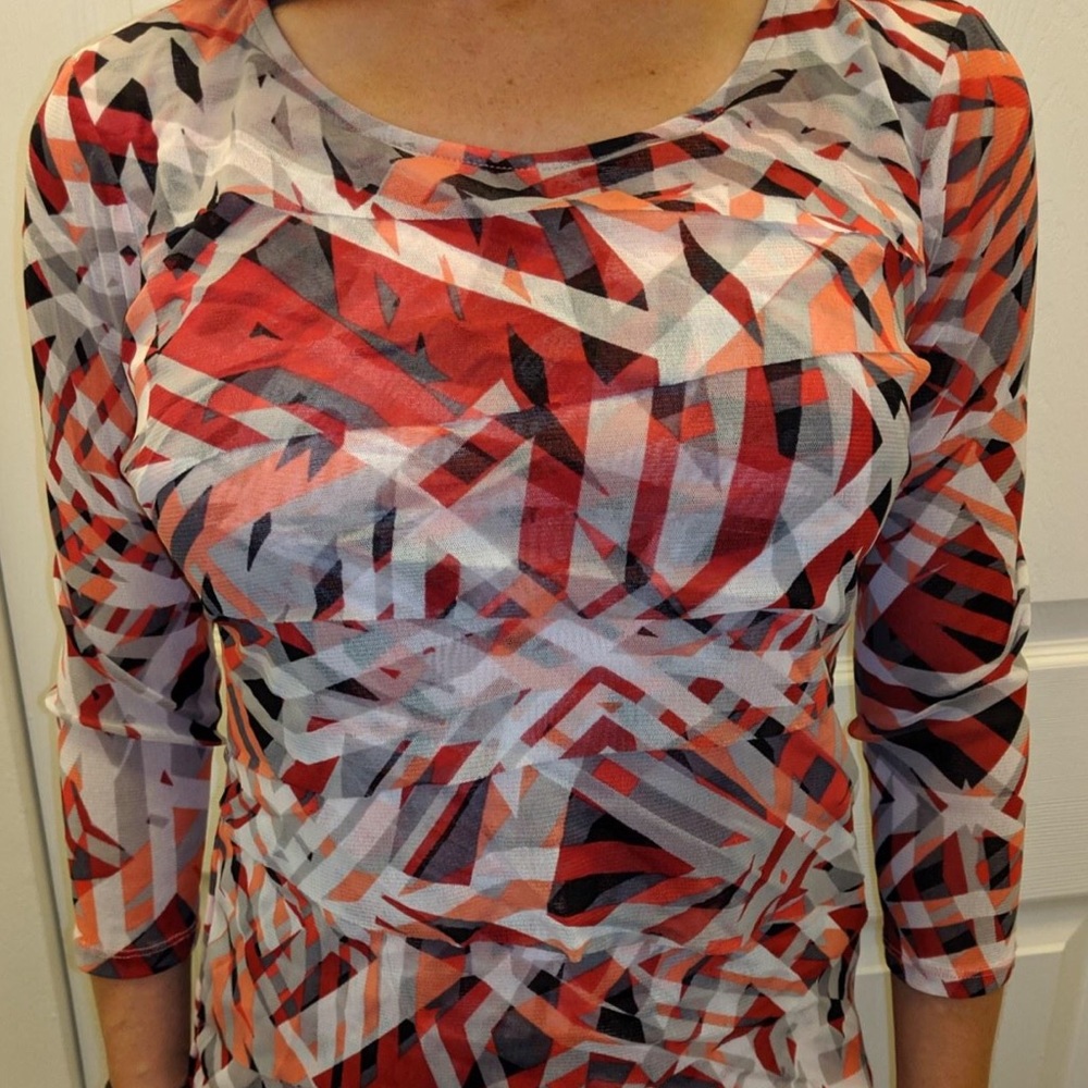 Alfani geometric top! - Picture 1 of 3